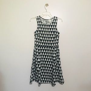 Sleeveless Summer Dress City Streets